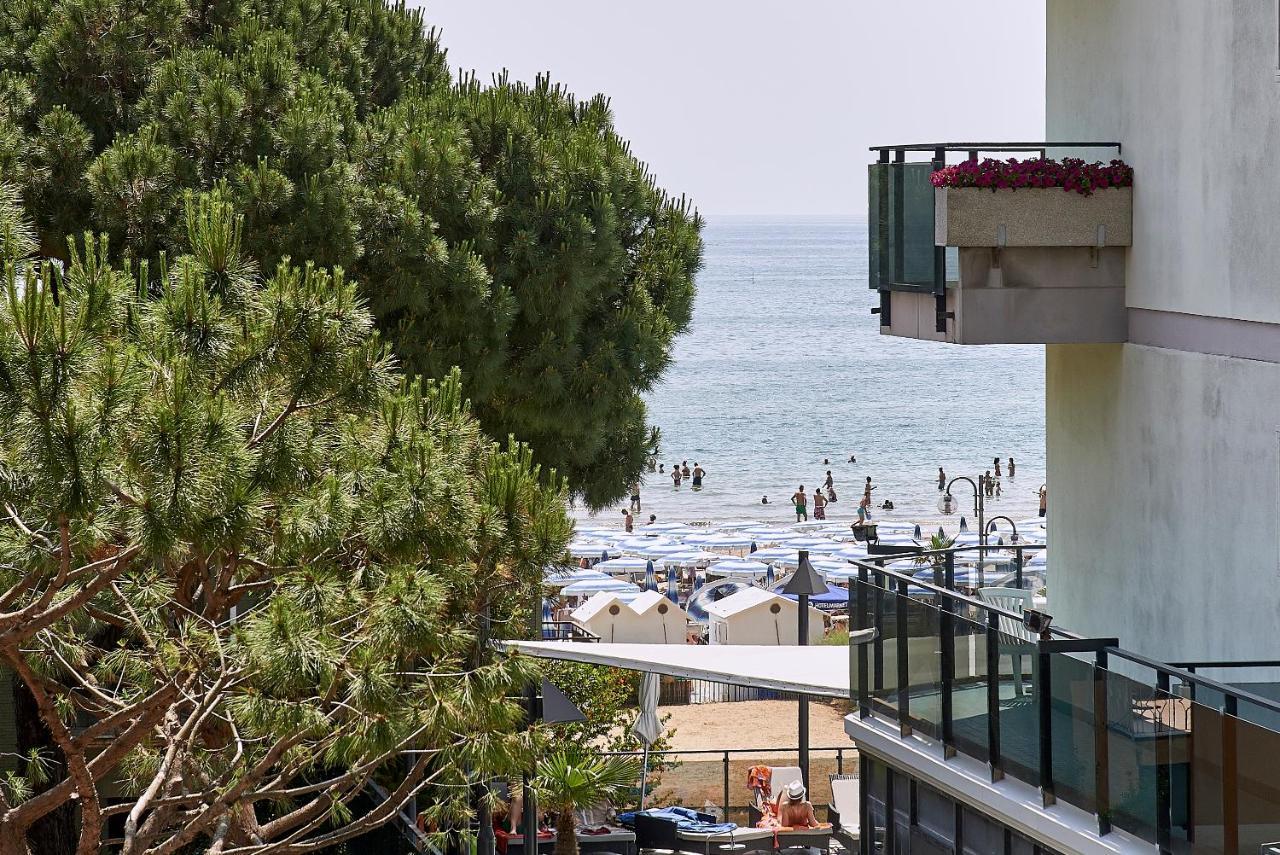 Appartamento Flaminia 30 Metri Dal Mare Лидо-ди-Езоло Экстерьер фото